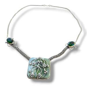 Artisan necklace Nephrite Stone Ethereal Green fairy Boho Crystal New Regency